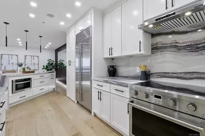  700 Front St #1402, San Diego, CA 92101 - Photo 18