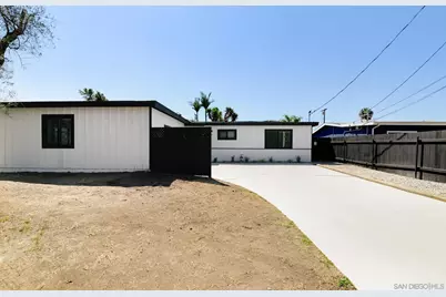  9125 Akard St, Spring Valley, CA 91977 - Photo 2