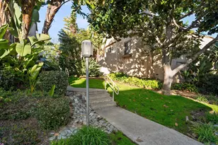 8326 Via Sonoma, La Jolla, CA 92037 - Photo 34