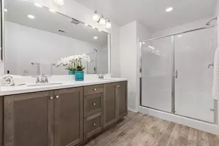 264 Camellia Wy, Vista, CA 92083 - Photo 6