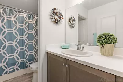  264 Camellia Way, Vista, CA 92083 - Photo 10