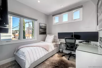  911 9th St, Coronado, CA 92118 - Photo 20