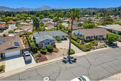  16413 Roca Dr, San Diego, CA 92128 - Photo 2
