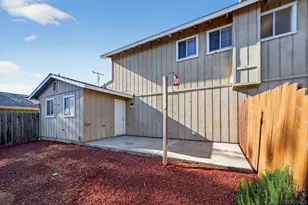 631-633 Hillside Terrace, Vista, CA 92084 - Photo 20