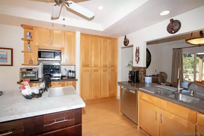  17620 Caminito Chiclayo, San Diego, CA 92128 - Photo 8