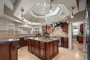 1180 Academy Ln, Vista, CA 92081 - Photo 2
