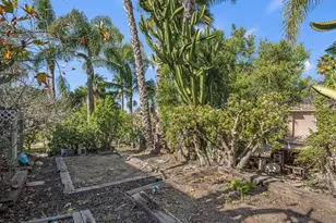 1180 Academy Ln, Vista, CA 92081 - Photo 56