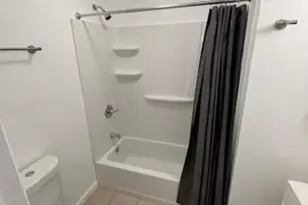 935 W 8th St, Santa Rosa, CA 95401 - Photo 14