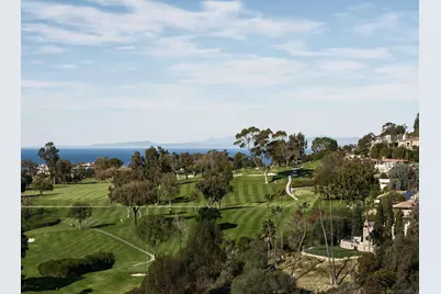  6627 Muirlands Dr, La Jolla, CA 92037 - Photo 40