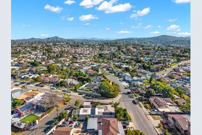  2074 El Dora St, Lemon Grove, CA 91945 - Photo 24