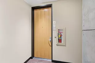 1050 Island Ave, San Diego, CA 92101 - Photo 4