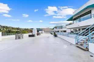 2556 Navarra Dr, Carlsbad, CA 92009 - Photo 4