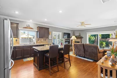  29991 Peach Tree Ct, Murrieta, CA 92563 - Photo 16