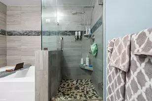 2400 Fifth Ave, San Diego, CA 92101 - Photo 22