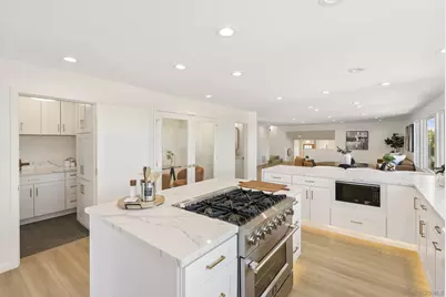  4328 Piedmont Dr, San Diego, CA 92107 - Photo 14