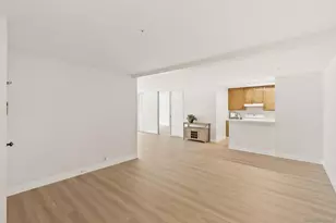 727 Sapphire St, San Diego, CA 92109 - Photo 6