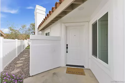  4744 Agora Way, Oceanside, CA 92056 - Photo 4