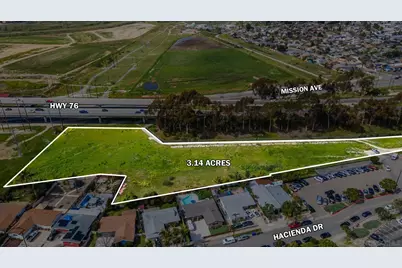  Hacienda Dr #1, Oceanside, CA 92058 - Photo 1