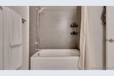  1150 J St #102, San Diego, CA 92101 - Photo 20