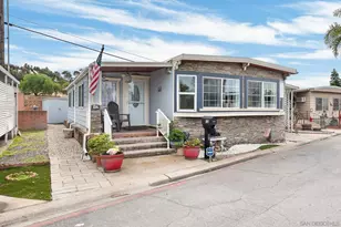 12 Bahia Ln, Oceanside, CA 92058 - Photo 2