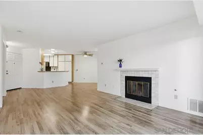  7163 Camino Degrazia #112, San Diego, CA 92111 - Photo 2