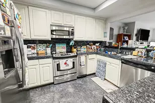 46 Montego Ct, Coronado, CA 92118 - Photo 12