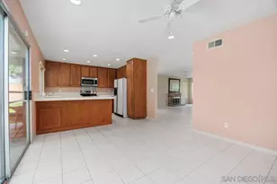 4445 Sunburst Dr, Oceanside, CA 92056 - Photo 16