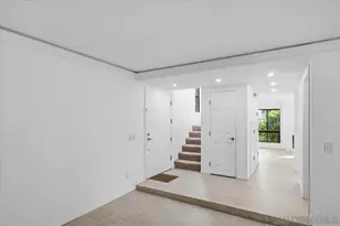 8725 Caminito Abrazo, La Jolla, CA 92037 - Photo 24