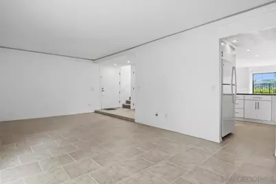  8725 Caminito Abrazo, La Jolla, CA 92037 - Photo 4