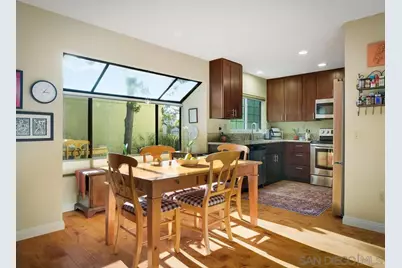  7301 Calle De Fuentes, Carlsbad, CA 92009 - Photo 2