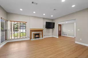 12486 Lomica Dr, San Diego, CA 92128 - Photo 4