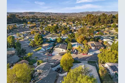  9144 Fanita Rancho Rd, Santee, CA 92071 - Photo 28