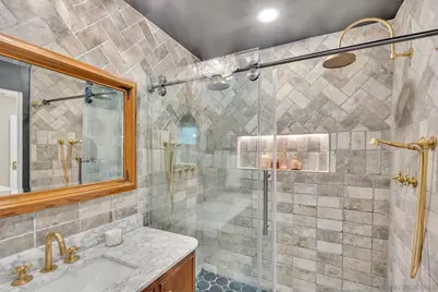 418 W Ivy Street, San Diego, CA 92101 - Photo 20