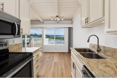 4013 Crown Point Dr #2, San Diego, CA 92109 - Photo 28