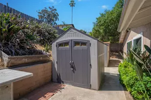 1116 Circle Dr, Escondido, CA 92025 - Photo 6