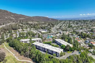 7835 Cowles Mountain Ct, San Diego, CA 92119 - Photo 20