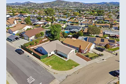  8582 Parkbrook Street, San Diego, CA 92114 - Photo 2