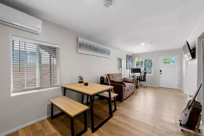  325 S 30th St, San Diego, CA 92113 - Photo 10