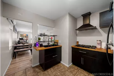  325 S 30th St, San Diego, CA 92113 - Photo 12
