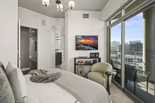 801 Ash St, San Diego, CA 92101 - Photo 18