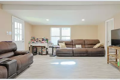  200 Olive Ave #101, Vista, CA 92083 - Photo 8