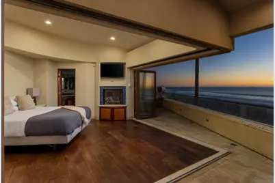  3921 Ocean Front Walk, San Diego, CA 92109 - Photo 10