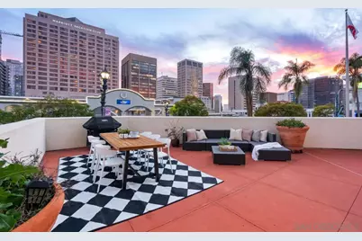  702 Ash St #102, San Diego, CA 92101 - Photo 4