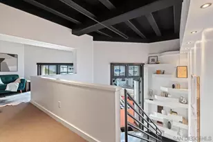 702 Ash St, San Diego, CA 92101 - Photo 28