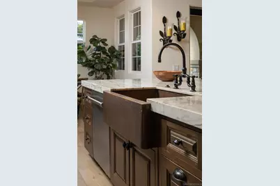  18085 Via Roma, Yorba Linda, CA 92886 - Photo 8