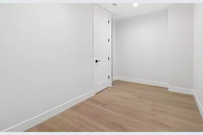  1850 Illion St, San Diego, CA 92110 - Photo 34