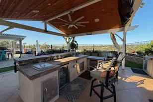 2327 Clearcrest Ln, Fallbrook, CA 92028 - Photo 16