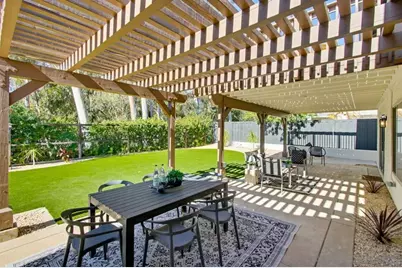  10260 Meadowview Dr, San Diego, CA 92131 - Photo 10