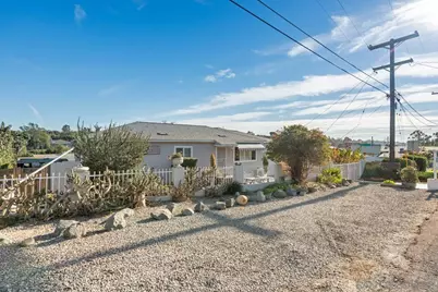  2017 El Prado Ave, Lemon Grove, CA 91945 - Photo 2