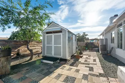  2017 El Prado Ave, Lemon Grove, CA 91945 - Photo 18